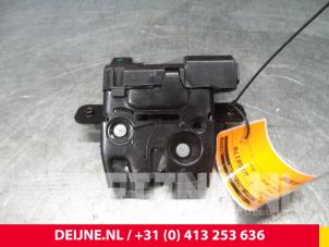 Used Tailgate lock mechanism Ford Fiesta 6 (JA8) 1.0 EcoBoost 12V 100 Price € 20,00 Margin scheme offered by van Deijne Onderdelen Uden B.V.