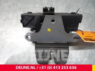 Used Tailgate lock mechanism Ford Focus Price € 15,00 Margin scheme offered by van Deijne Onderdelen Uden B.V.