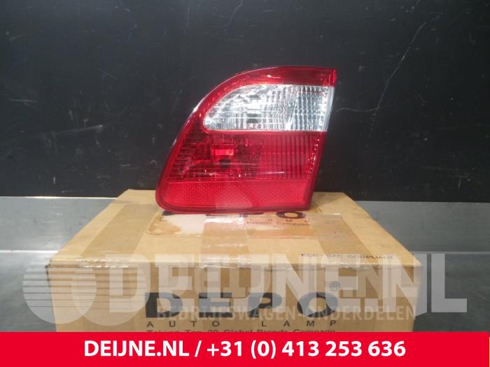 Tailgate reflector, right from a Mercedes E-Klasse 2003