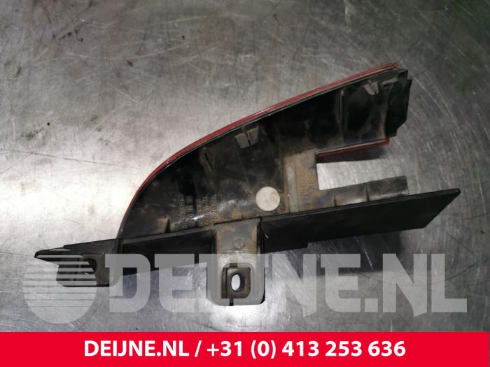 Feu arrière gauche d'un Mercedes-Benz Vito (639.6) 2.2 113 CDI 16V Euro 5 2013