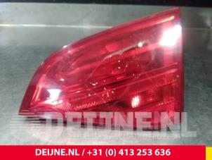 Używane Tylne swiatlo pozycyjne prawe Audi A4 Avant (B8) 2.0 TDI 16V Cena € 15,00 Procedura marży oferowane przez van Deijne Onderdelen Uden B.V.