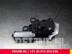 Usados Motor de limpiaparabrisas detrás Mercedes V (447.8) 2.1 200 CDI, 200 d 16V Precio € 48,40 IVA incluido ofrecido por van Deijne Onderdelen Uden B.V.