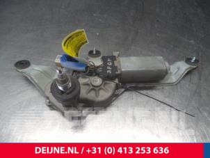 Used Rear wiper motor Hyundai H-300 Travel 2.5 CRDi Price € 84,70 Inclusive VAT offered by van Deijne Onderdelen Uden B.V.
