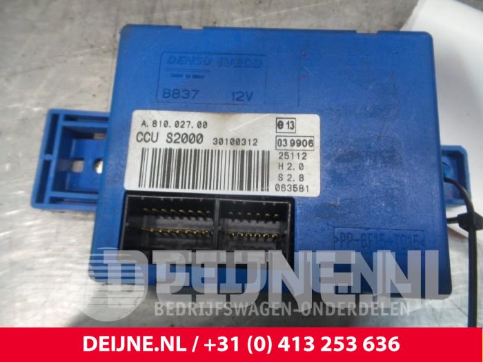 Używane Modul (rózne) Iveco New Daily Cena € 84,70 Z VAT oferowane przez van Deijne Onderdelen Uden B.V.