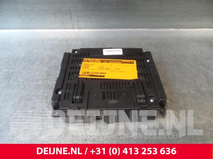 Używane Modul (rózne) Citroen Jumper Cena € 48,40 Z VAT oferowane przez van Deijne Onderdelen Uden B.V.