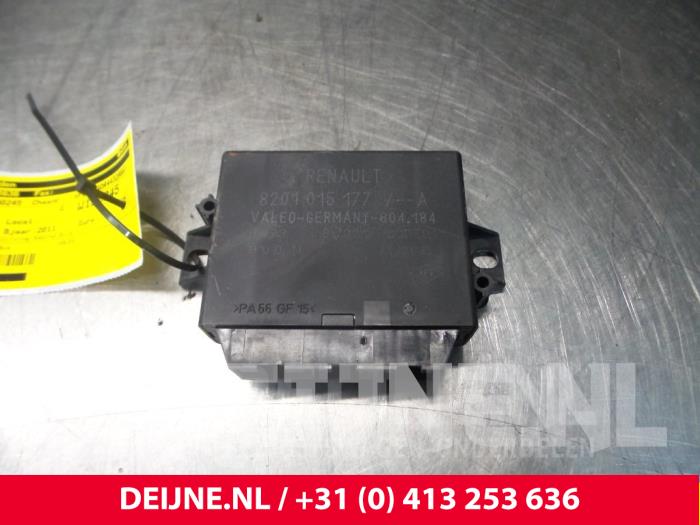 Begagnade PDC-modul Renault Master Pris € 48,40 Inklusive moms erbjuds av van Deijne Onderdelen Uden B.V.