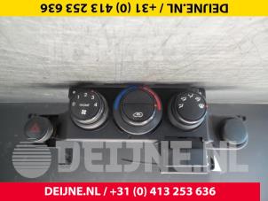 Gebrauchte Heizung Bedienpaneel Hyundai H300 Preis € 72,60 Mit Mehrwertsteuer angeboten von van Deijne Onderdelen Uden B.V.