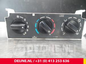 Usados Panel de control de calefacción Peugeot Partner Precio € 6,05 IVA incluido ofrecido por van Deijne Onderdelen Uden B.V.