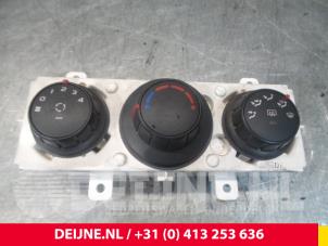 Used Heater control panel Renault Master Price € 36,30 Inclusive VAT offered by van Deijne Onderdelen Uden B.V.