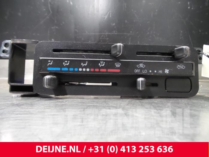 Toyota Hiace Heater control panels stock | ProxyParts.com