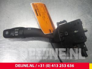 Used Light switch Hyundai H300 Price € 36,30 Inclusive VAT offered by van Deijne Onderdelen Uden B.V.