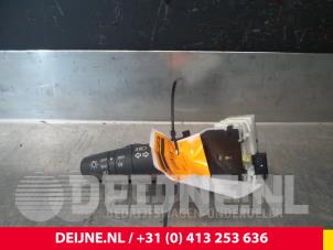 Używane Przelacznik swiatel Nissan NV200 Cena € 36,30 Z VAT oferowane przez van Deijne Onderdelen Uden B.V.