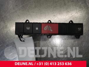 Used Panic lighting switch Citroen Jumper Price € 24,20 Inclusive VAT offered by van Deijne Onderdelen Uden B.V.