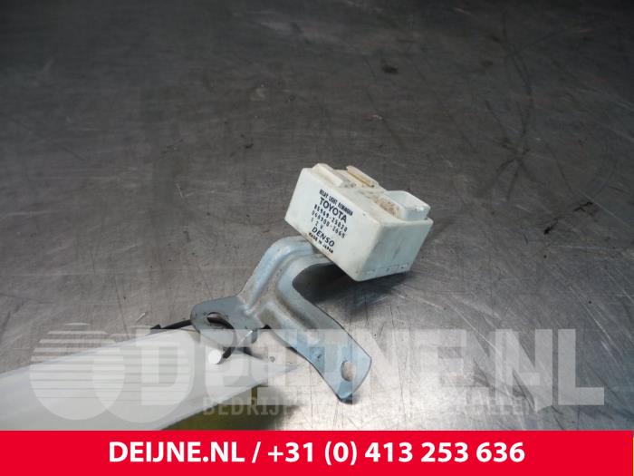 Używane Przekaznik Toyota Dyna 100/150 3.0D-4D 16V Cena € 24,20 Z VAT oferowane przez van Deijne Onderdelen Uden B.V.