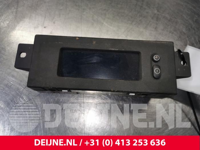 Begagnade Innerdisplay Opel Vivaro Pris € 18,15 Inklusive moms erbjuds av van Deijne Onderdelen Uden B.V.