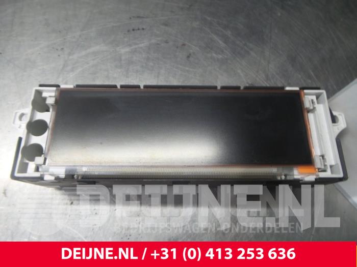 Used Interior display Fiat Scudo (270) 2.0 D Multijet 4x4 Price € 60,50 Inclusive VAT offered by van Deijne Onderdelen Uden B.V.