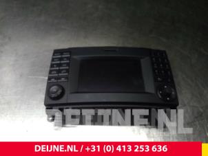 Gebrauchte Radio Mercedes V (447.8) 2.1 200 CDI, 200 d 16V Preis € 302,50 Mit Mehrwertsteuer angeboten von van Deijne Onderdelen Uden B.V.