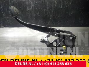 Usagé Pédale de frein Mercedes Vito (447.6) 1.6 109 CDI 16V Prix € 42,35 Prix TTC proposé par van Deijne Onderdelen Uden B.V.