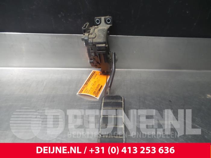 Accelerator pedal Renault Master 8200313107