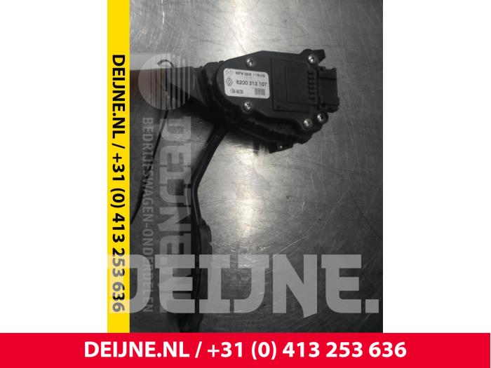 Accelerator pedal Renault Master 8200313107