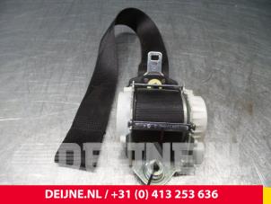 Used Front seatbelt, right Ford Focus Price € 10,00 Margin scheme offered by van Deijne Onderdelen Uden B.V.