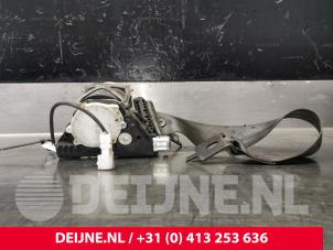 Used Rear seatbelt tensioner, right Renault Clio Price € 60,00 Margin scheme offered by van Deijne Onderdelen Uden B.V.