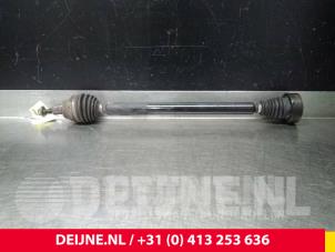 Used Front drive shaft, right Volkswagen Touran Price € 25,00 Margin scheme offered by van Deijne Onderdelen Uden B.V.