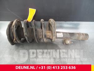 Used Front shock absorber rod, right Citroen Berlingo Price on request offered by van Deijne Onderdelen Uden B.V.