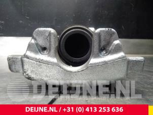 Used Front brake calliper, left Audi A5 Sportback (8TA) 2.0 TFSI 16V Price € 24,00 Margin scheme offered by van Deijne Onderdelen Uden B.V.