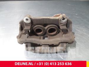 Used Front brake calliper, left Renault Trafic Price € 60,50 Inclusive VAT offered by van Deijne Onderdelen Uden B.V.