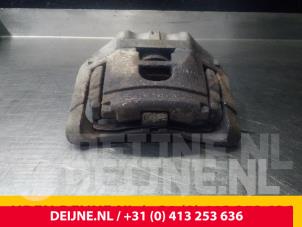 Usagé Etrier de frein avant droit Audi A6 Prix € 45,00 Règlement à la marge proposé par van Deijne Onderdelen Uden B.V.