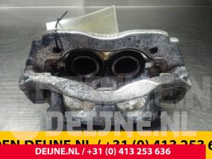 Usagé Etrier de frein avant droit Mercedes Vito (447.6) 1.6 109 CDI 16V Prix € 72,60 Prix TTC proposé par van Deijne Onderdelen Uden B.V.
