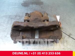 Used Front brake calliper, right Volkswagen LT II 2.8 TDI Price on request offered by van Deijne Onderdelen Uden B.V.