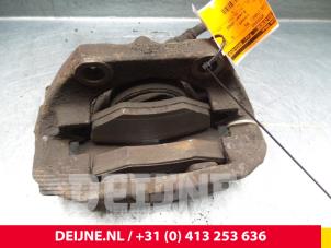 Used Front brake calliper, right Renault Kangoo Price € 12,10 Inclusive VAT offered by van Deijne Onderdelen Uden B.V.