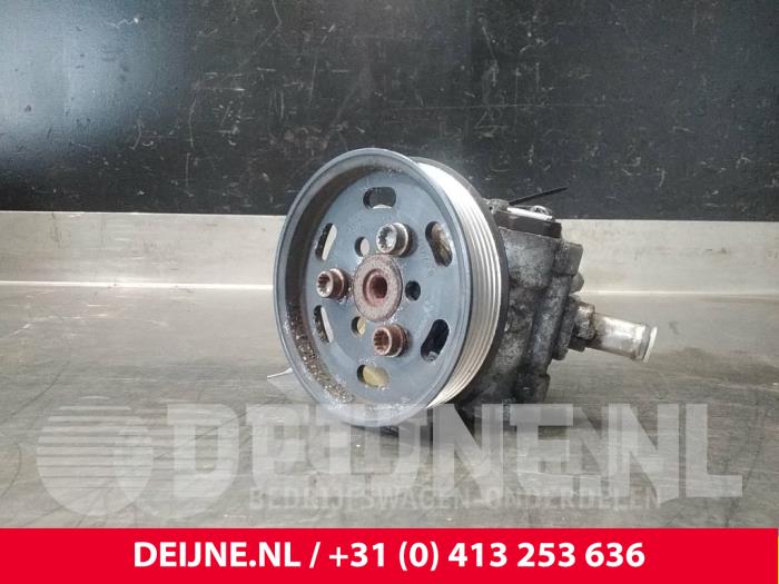 Usagé Pompe de direction Audi A4 Prix € 25,00 Règlement à la marge proposé par van Deijne Onderdelen Uden B.V.