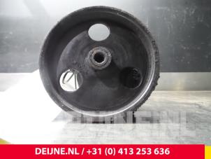 Used Power steering pump Nissan Kubistar Price € 42,35 Inclusive VAT offered by van Deijne Onderdelen Uden B.V.
