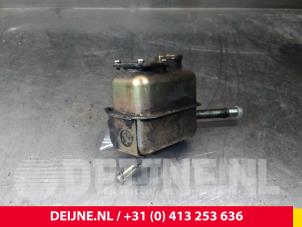 Used Power steering fluid reservoir Mitsubishi Canter 3.6 TD Price on request offered by van Deijne Onderdelen Uden B.V.