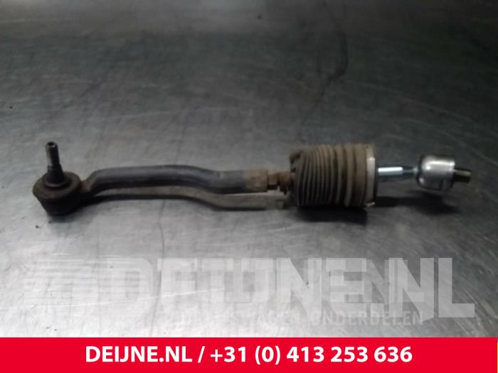 Tie rod, left from a Nissan NV200 2013
