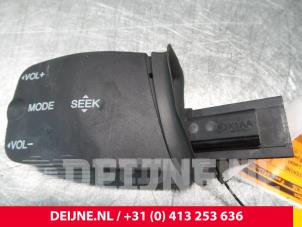 Used Radio remote control Ford Transit Connect Price € 12,10 Inclusive VAT offered by van Deijne Onderdelen Uden B.V.