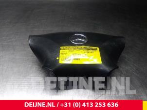 Gebrauchte Airbag links (Lenkrad) Mercedes Vito Preis € 121,00 Mit Mehrwertsteuer angeboten von van Deijne Onderdelen Uden B.V.