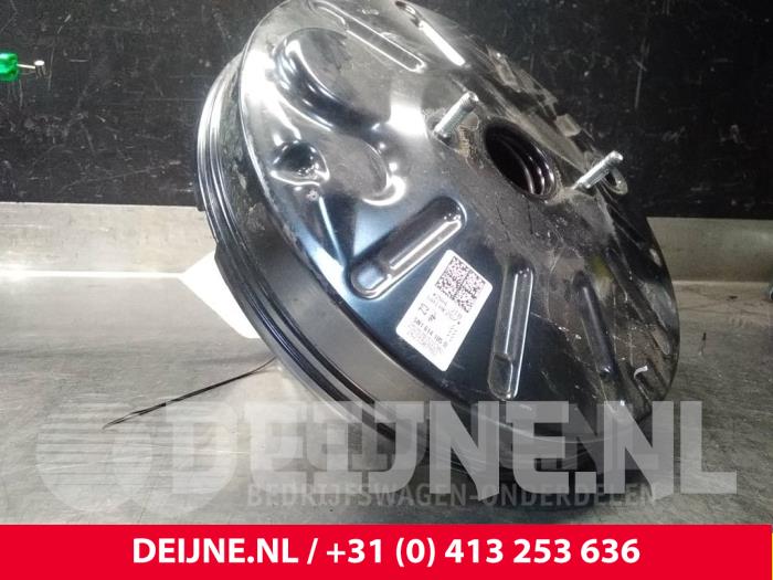 Usagé Servo frein Audi Q3 (8UB/8UG) 2.0 16V TFSI 170 Quattro Prix € 45,00 Règlement à la marge proposé par van Deijne Onderdelen Uden B.V.