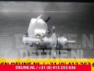 Used Master cylinder Mercedes Sprinter 3,5t (907.6/910.6) 311 CDI 2.1 D FWD Price € 60,50 Inclusive VAT offered by van Deijne Onderdelen Uden B.V.
