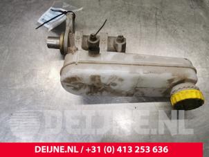 Używane Glówny cylinder hamulcowy Citroen Jumper Cena € 36,30 Z VAT oferowane przez van Deijne Onderdelen Uden B.V.
