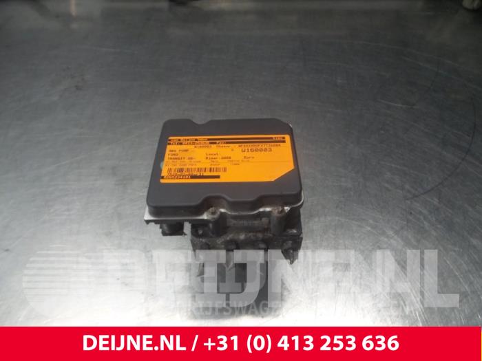 Usagé Bloc ABS Ford Transit Prix € 18,15 Prix TTC proposé par van Deijne Onderdelen Uden B.V.