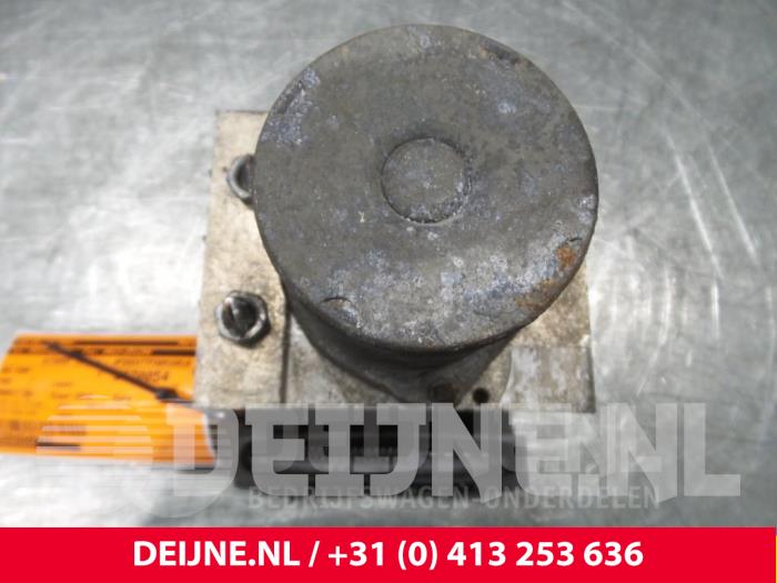 Gebrauchte ABS Pumpe Ford Transit Preis € 66,55 Mit Mehrwertsteuer angeboten von van Deijne Onderdelen Uden B.V.