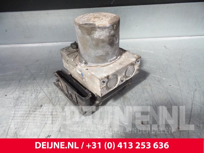 Bloc ABS d'un Ford Transit 2012