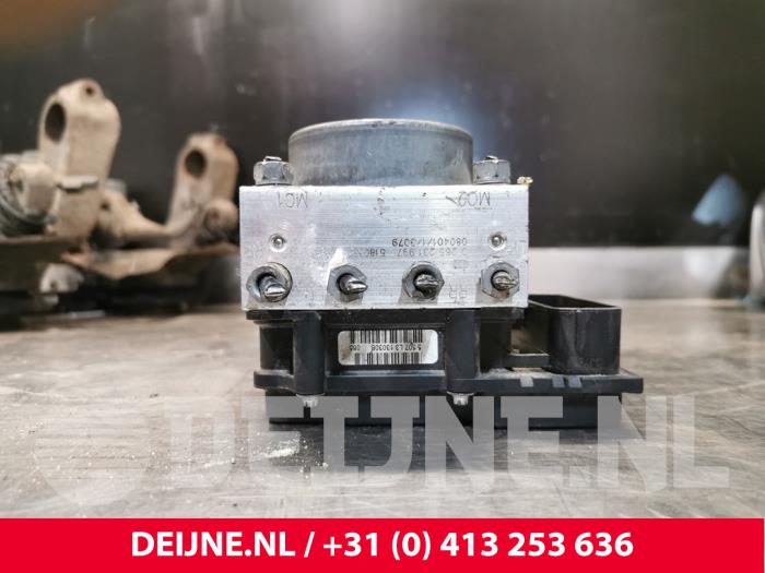 Usagé Bloc ABS Citroen Nemo Prix € 30,25 Prix TTC proposé par van Deijne Onderdelen Uden B.V.