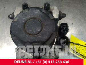 Usados Bomba ABS Toyota Dyna 100/150 3.0D-4D 16V Precio € 242,00 IVA incluido ofrecido por van Deijne Onderdelen Uden B.V.