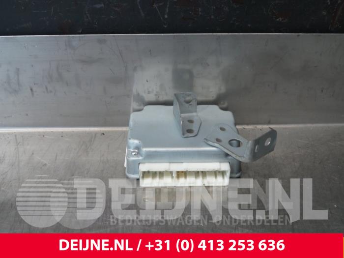 Begagnade ABS-dator Toyota Hiace Pris € 66,55 Inklusive moms erbjuds av van Deijne Onderdelen Uden B.V.