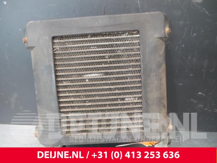 Usados Intercooler Hyundai H200 Precio € 84,70 IVA incluido ofrecido por van Deijne Onderdelen Uden B.V.